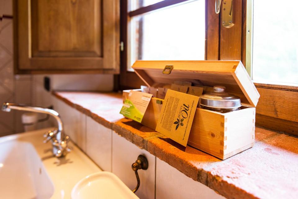 Agriturismo & Cantina Tenuta Casteani Ribolla Kültér fotó